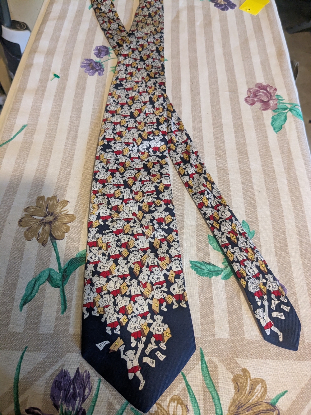 "Rat Race" By Alynn Neckwear All Silk Made In USA